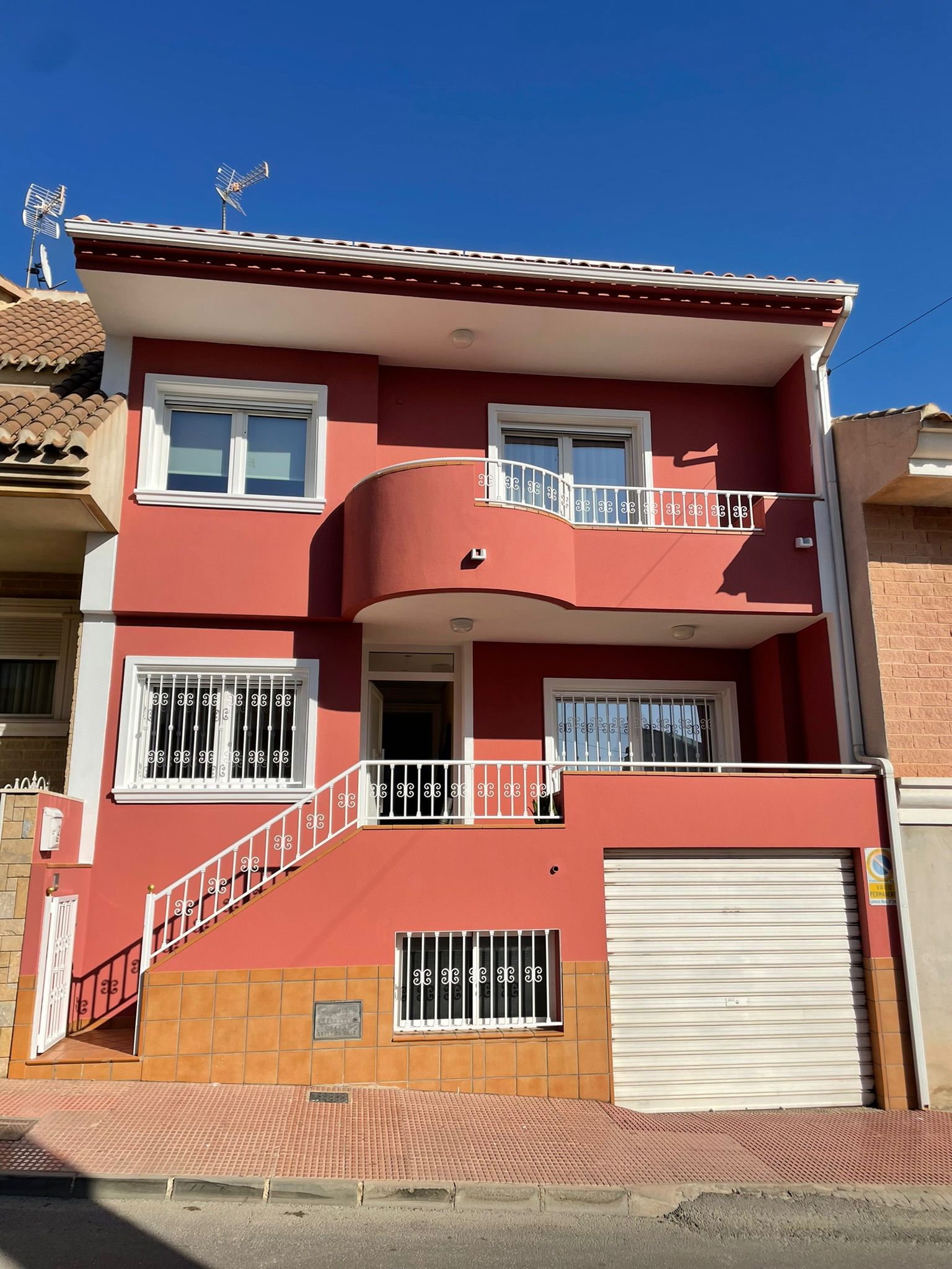 Después — Fachada exterior